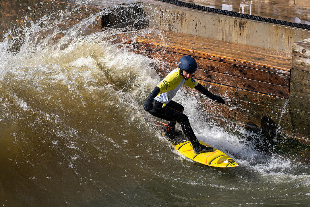 Die Surferwelle mitten in Nürnberg