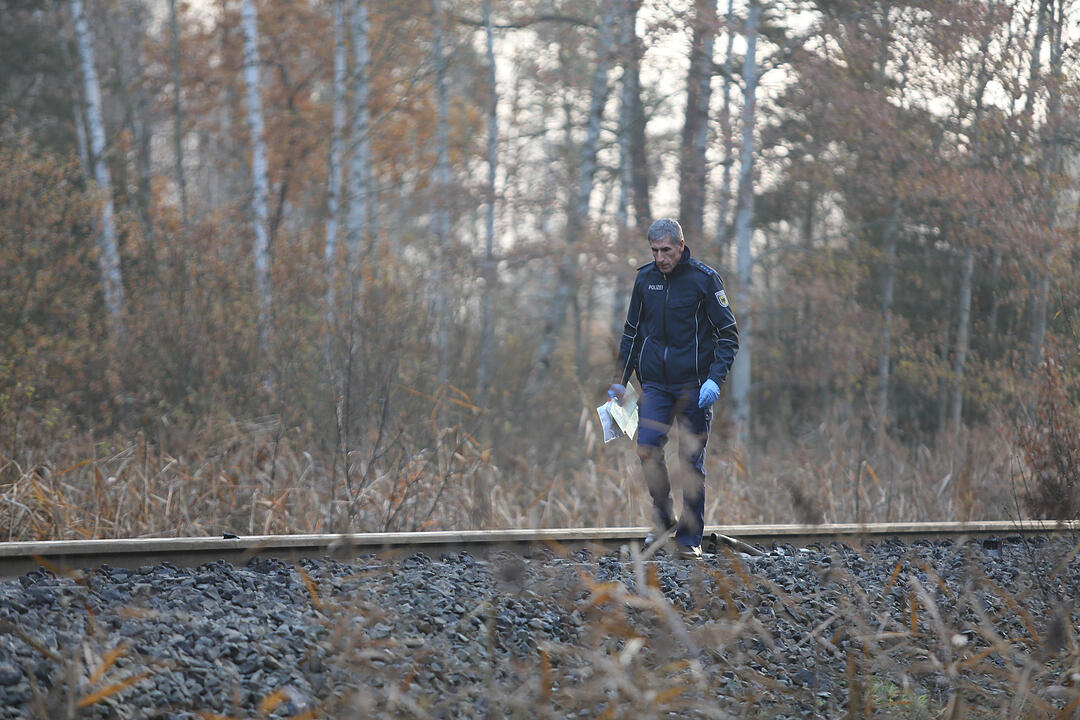 Tagbilder: Zugunglück in der Oberpfalz