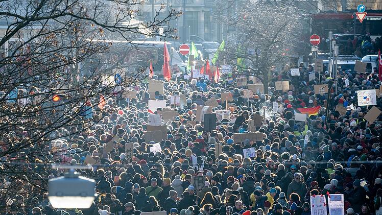 Demonstrationen gegen Rechtsextremismus