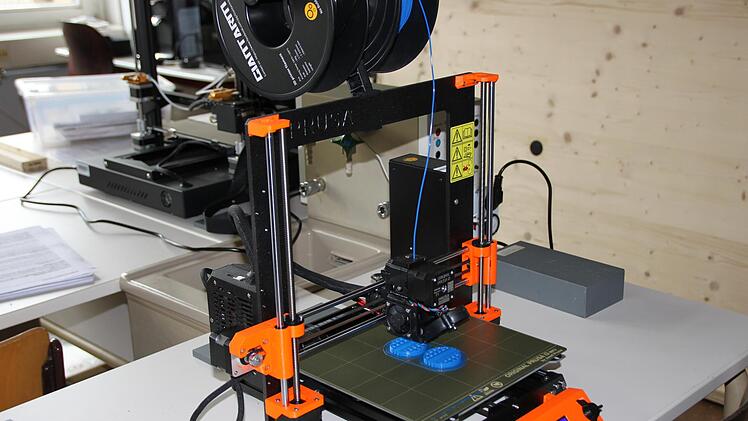 Einer der 3D-Drucker des Hammelburger Gymnasiums