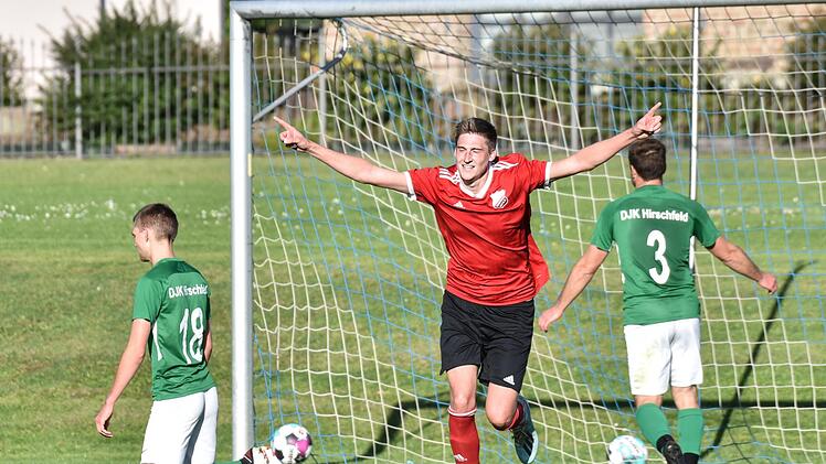 Patrick Winter durfte beim 3:1-Sieg gegen die DJK Hirschfeld seinen 13. Saisontreffer bejubeln. Am Wochenende ist der 31-Jährige mit der DJK Dampfach beim Tabellenführer TSV/DJK Wiesentheid zu Gast. Foto: Ryan Evans