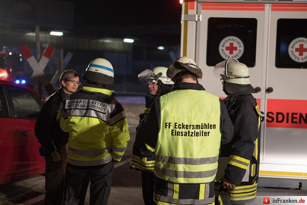 Kreis Roth: Auto kollidiert mit Regionalzug