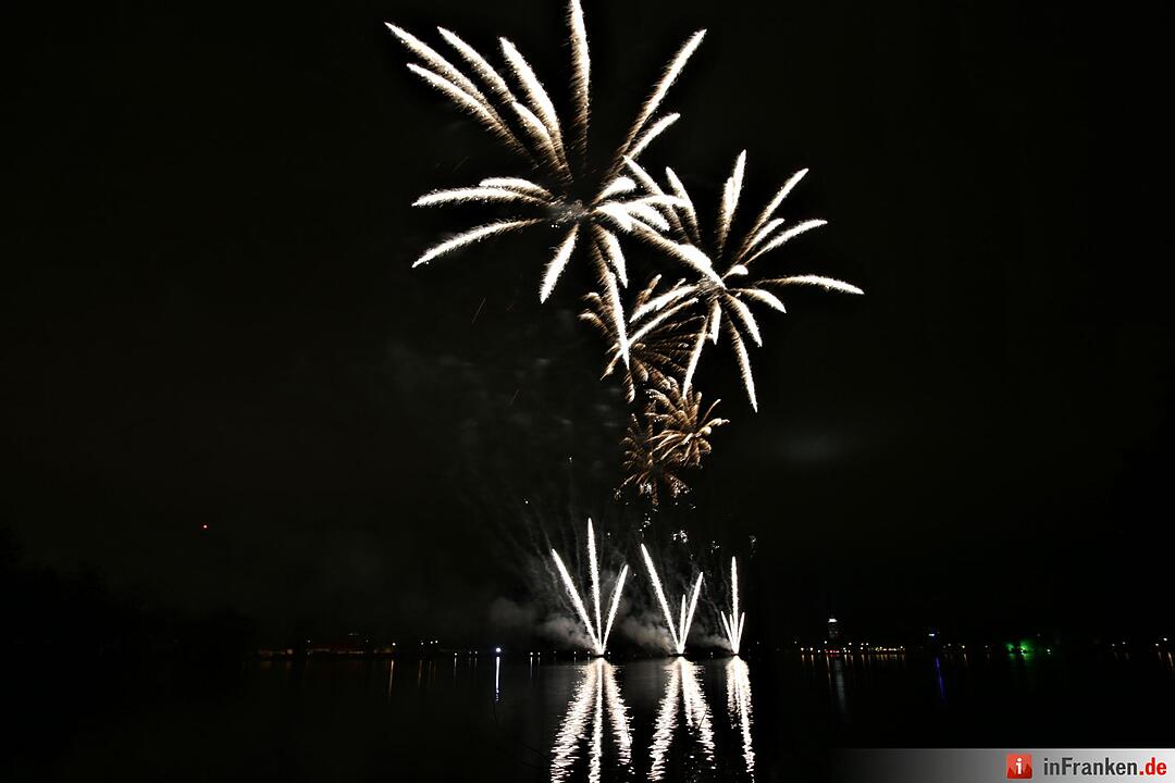 03Volksfest Nürnberg - das Feuerwerk
