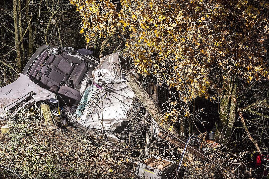 Haßfurt: Fahrer nach Unfall auf der A70 stundenlang eingeklemmt