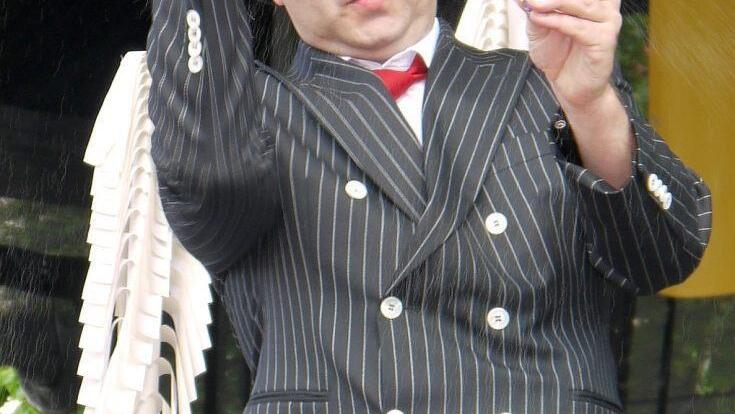 Impressoionen vom Auftakt des 26. internationalen Puppenfestivals in Neustadt. Foto: Berthold Köhler