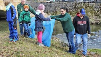 Die Heiligenstadter werfen sich für ihre Umwelt ins Zeug.  Foto: fra-press