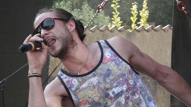 SOM, hier Sänger Michael Lang, hatten es schwer.  Foto: Andreas Hofbauer