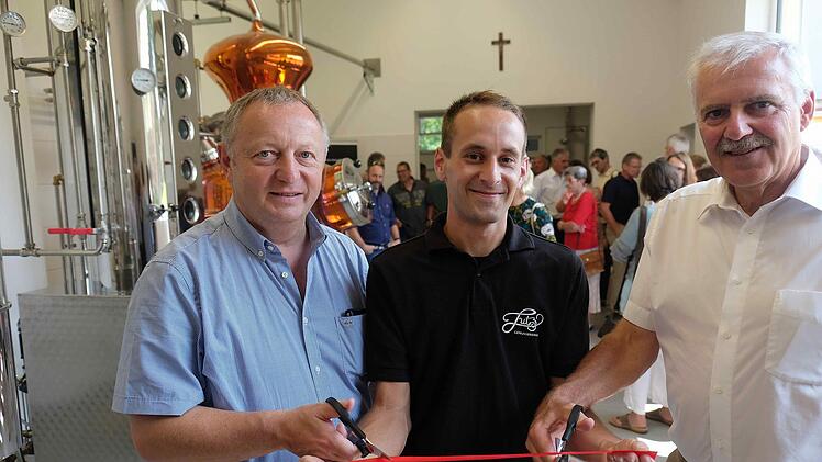 Thomas Bold, Andreas Lutz und Jürgen Karle bei der Eröffnung. Foto: Gerd Schaar