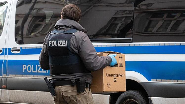 Schwarzgeld-Razzia bei Regionalligisten