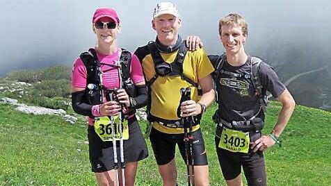 Die Kronacherin Simone Gerstmayer, Volker Zeulner und Harald Fiedler (von links) nahmen am Zugspitz-Ultratrail teil. Foto: privat