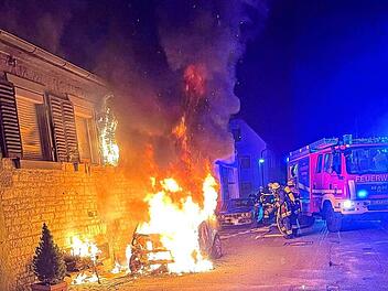 Brandanschlag auf Auto in Kitzingen