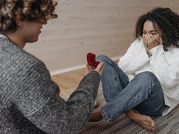 Der perfekte Heiratsantrag &ndash; Diese 10 Ideen sorgen f&uuml;r G&auml;nsehaut