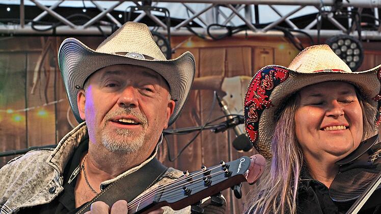 Die Skyline Riders spielen am Samstag am Ochsenhof in W&uuml;stenbuchau.Schuberth