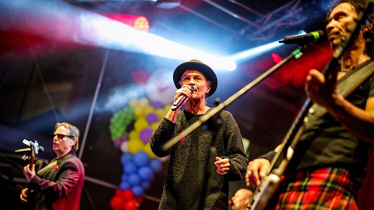 Beginn der Karnevalssession - D&uuml;sseldorf