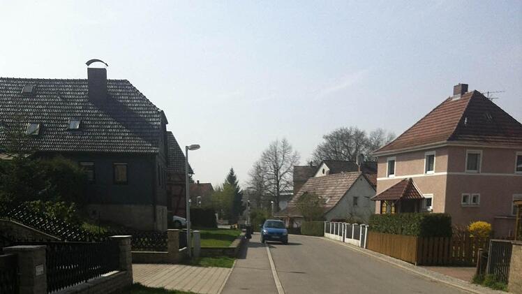Ursprünglich reichte die historische Straße nur bis zum Anwesen Nr. 5 (rechts im Bild).