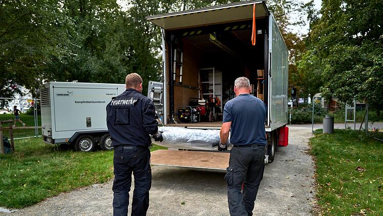 Weltkriegsbombe in der Spree in Berlin-Mitte gefunden
