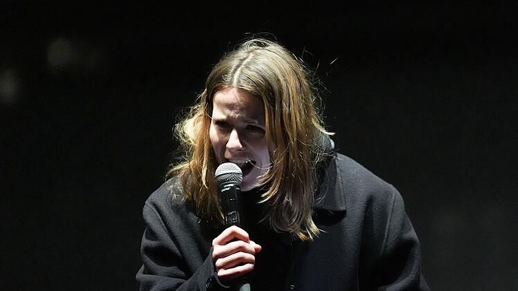 Demonstration gegen sexualisierte Gewalt gegen Frauen