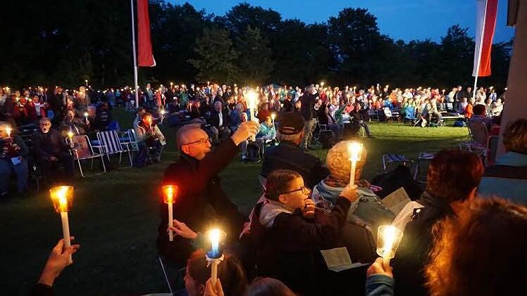 Eindrücke vom Vorabend des Hauptwallfahrtsfestes auf dem Maria Ehrenberg. Foto: Marion Eckert