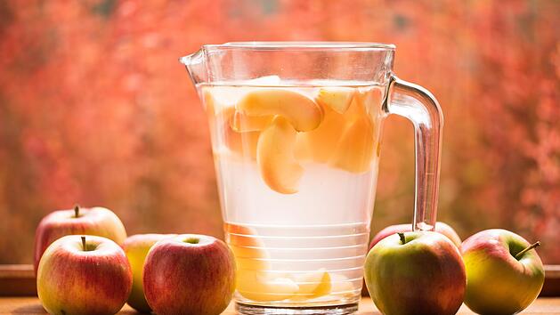 Insgesamt 26 verschiedene Apfels&auml;fte hat Stiftung Warentest genauer untersucht - und nur sechs davon als "gut" bewertet.