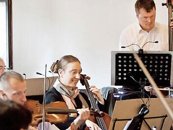 Der "Musizierkreis gehobener Unterhaltungsmusik" gestaltete einen Konzertnachmittag in Meilschnitz. Foto: Jochen Berger