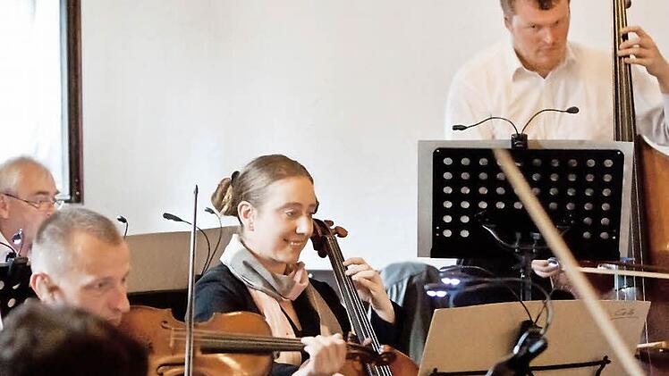 Der "Musizierkreis gehobener Unterhaltungsmusik" gestaltete einen Konzertnachmittag in Meilschnitz. Foto: Jochen Berger
