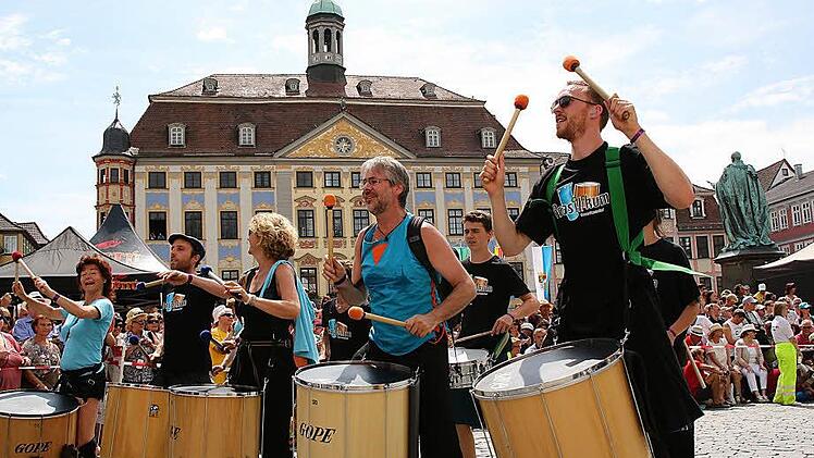 Impressionen vom Samba-Umzug 2015. Foto: Albert Höchstädter