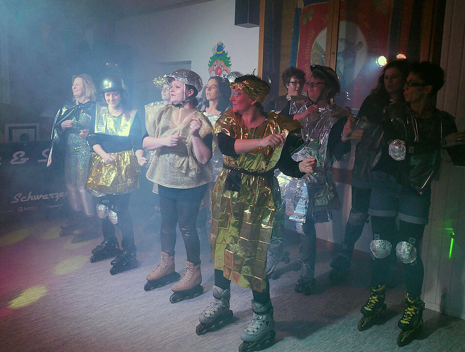 Weiberfastnacht, die 25.