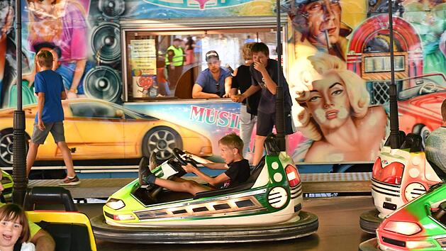 Das Aus f&uuml;r die Sandkerwa 2017 bedeutet keine Totalabsage. Der Bamberger Stadtrat billigte am Mittwoch weitreichende Zugest&auml;ndnisse gegen&uuml;ber der Veranstaltungs Gesellschaft.  Foto: Ronald Rinklef