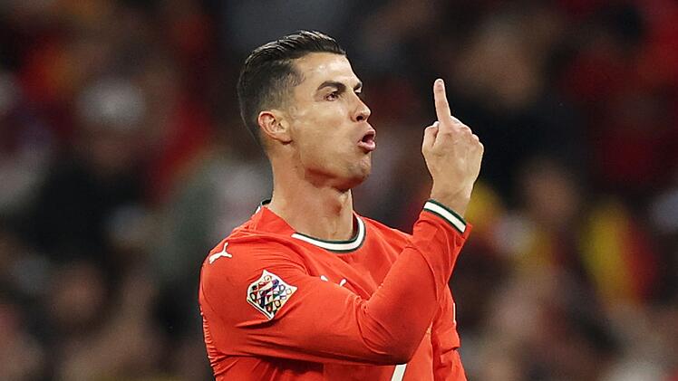 Cristiano Ronaldo bewies mal wieder eindrucksvoll, dass er noch nicht zum alten Fußballeisen zählt.