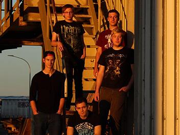 Falling From Grace möchten Bamberger Metalcore-Fans in Leipzig vertreten. Foto: Falling From Grace