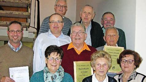 Ehrungen beim Obst- und Gartenbauverein Sonnefeld Foto: Klaus Oelzner
