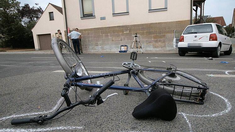 Die Unfallstelle in der Mühlbachstraße in Staffelbach Foto: Ferdinand Merzbach