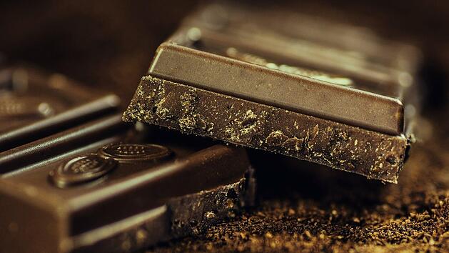 Nicht nur extrem lecker, sondern auch als Heilmittel zu gebrauchen: Schokolade soll effektiv gegen den Hustenreiz wirken. Symbolfoto: AlexanderStein/pixabay.com