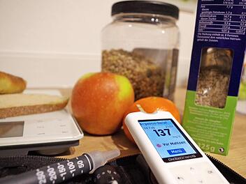Wer an Zucker erkrankt ist, sollte vor allem auf eine bewusste Ern&auml;hrung achten. Foto: Verena Kaulfersch