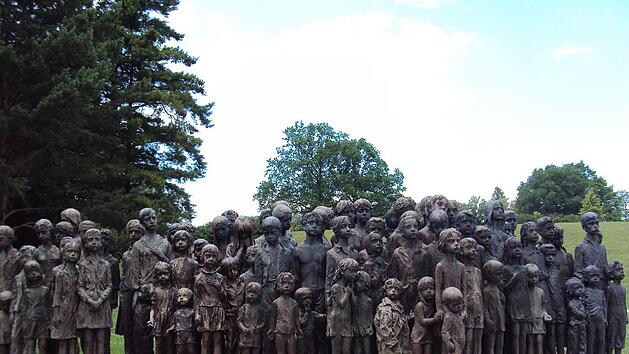 Lidice. Hier verübten die Nazis eines der grausamsten Kriegsverbrechen.