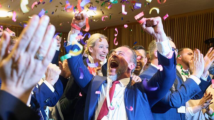 AfD-Jubel nach Landtagswahl in Rheinland-Pfalz