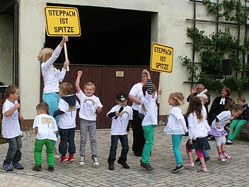 Steppach ist spitze, fand der Kindergarten Arche Noah. Fotos: Evi Seeger