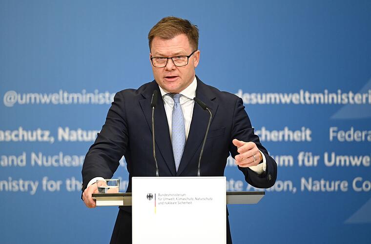 «Richtig geile Autos»: Schneider wirbt für Elektro-Prämie