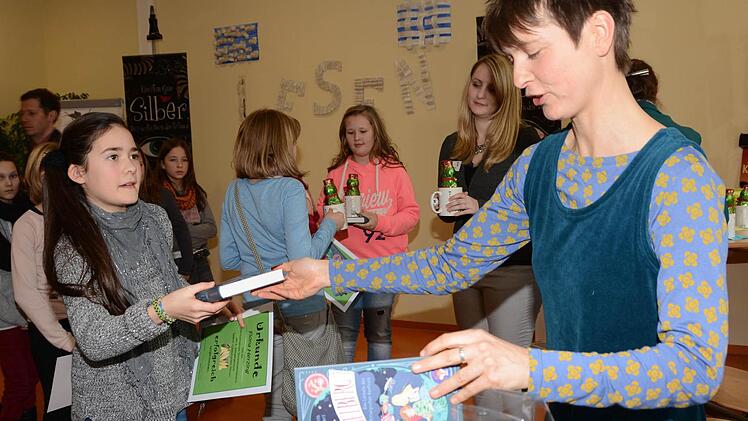 Impressionen vom Vorlesewettbewerb an der Kulmbacher Carl-von-Linde-Realschule  Foto: Dagmar Besand