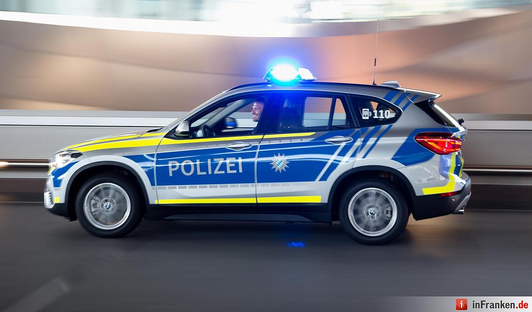 Blaue Dienstautos für die bayerische Polizei
