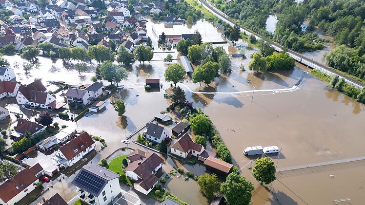 Hochwasser in Bayern - Reichertshofen