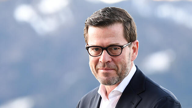 Karl-Theodor zu Guttenberg, seit neuestem wieder Doktor