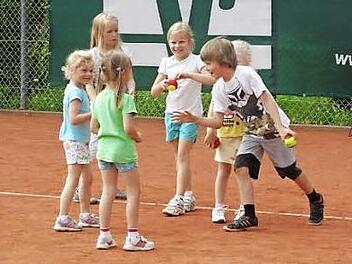 Tennis ist eine der Sportarten, die ausprobiert werden können. Foto: nr