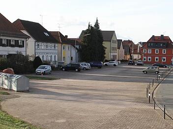 Auf dem Anger soll nach dem Kirchweihwochenende noch eine weitere Veranstaltung stattfinden. Dagegen regt sich Widerstand.  Foto: Gerda Völk