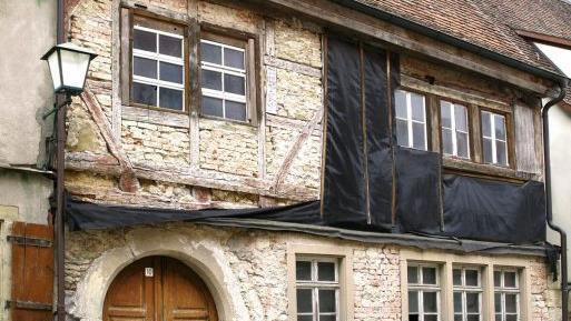 Das Haus Judengasse 10 in Rothenburg ob der Tauber ist das Vorzeigeprojekt des noch jungen Vereins Kulturerbe Bayern. Er wird demnächst eine Stiftung gründen, die solche Denkmale erhält. Foto: privat