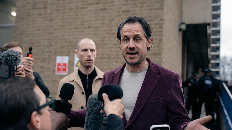 Jovial, aber trotz dem ein Neonazi: Cosmo Thompson (Dustin Demri-Burns).