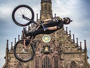 Der Gewinner Nicholi Rogatkin beim Destrict Ride in N&uuml;rnberg 2017. Foto: Flo Hagena/ Red Bull Content Pool