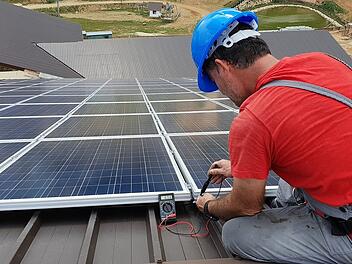 Es gibt zahlreiche Möglichkeiten der energieeffizienten Bauweise, die zum Teil auch durch staatliche Programme gefördert werden.