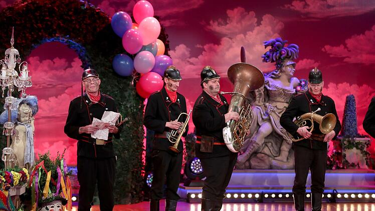 Die "Altneihauser "Feierwehrkapell'n" ist auch 2019 bei "Fastnacht in Franken" dabei. Foto: Daniel Karmann/dpa