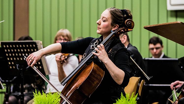 Ulrike Gossel am VioloncelloFoto: Jochen Berger